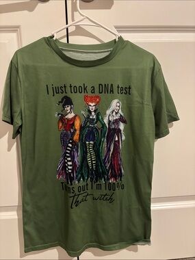Hocus Pocus green t shirt